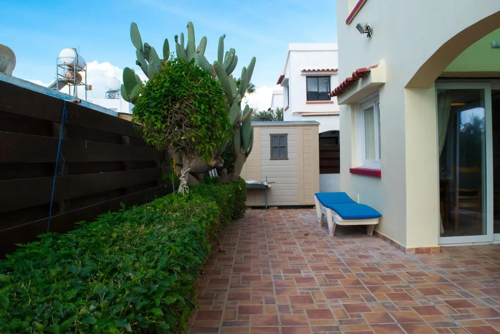 Merika Complex 1 Hou.32 Larnaca